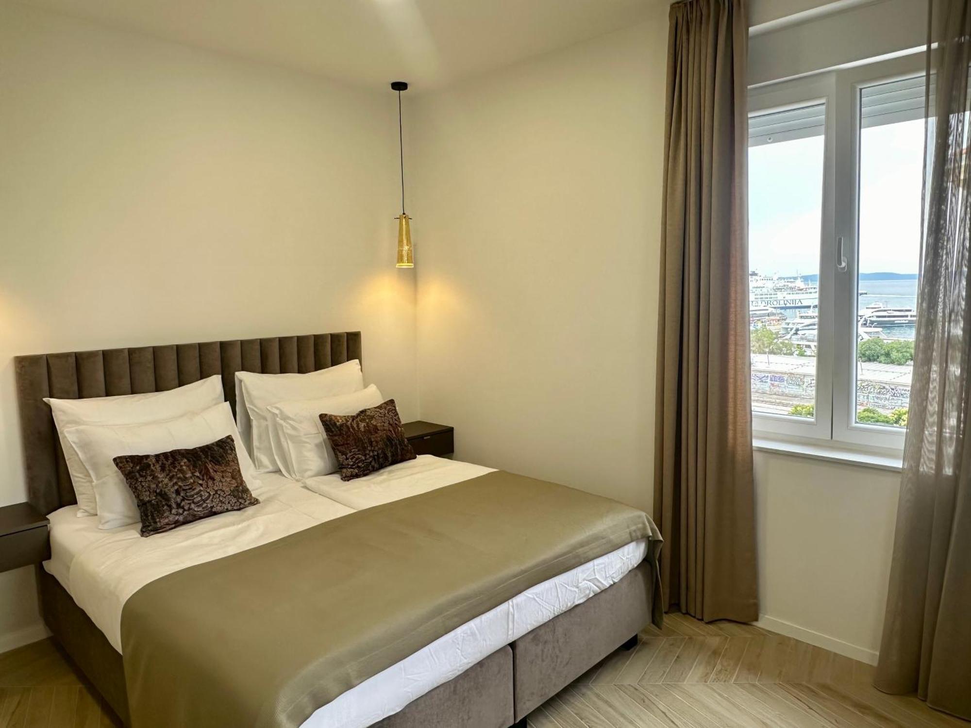 Mariani Luxury Rooms In Center Split Ngoại thất bức ảnh