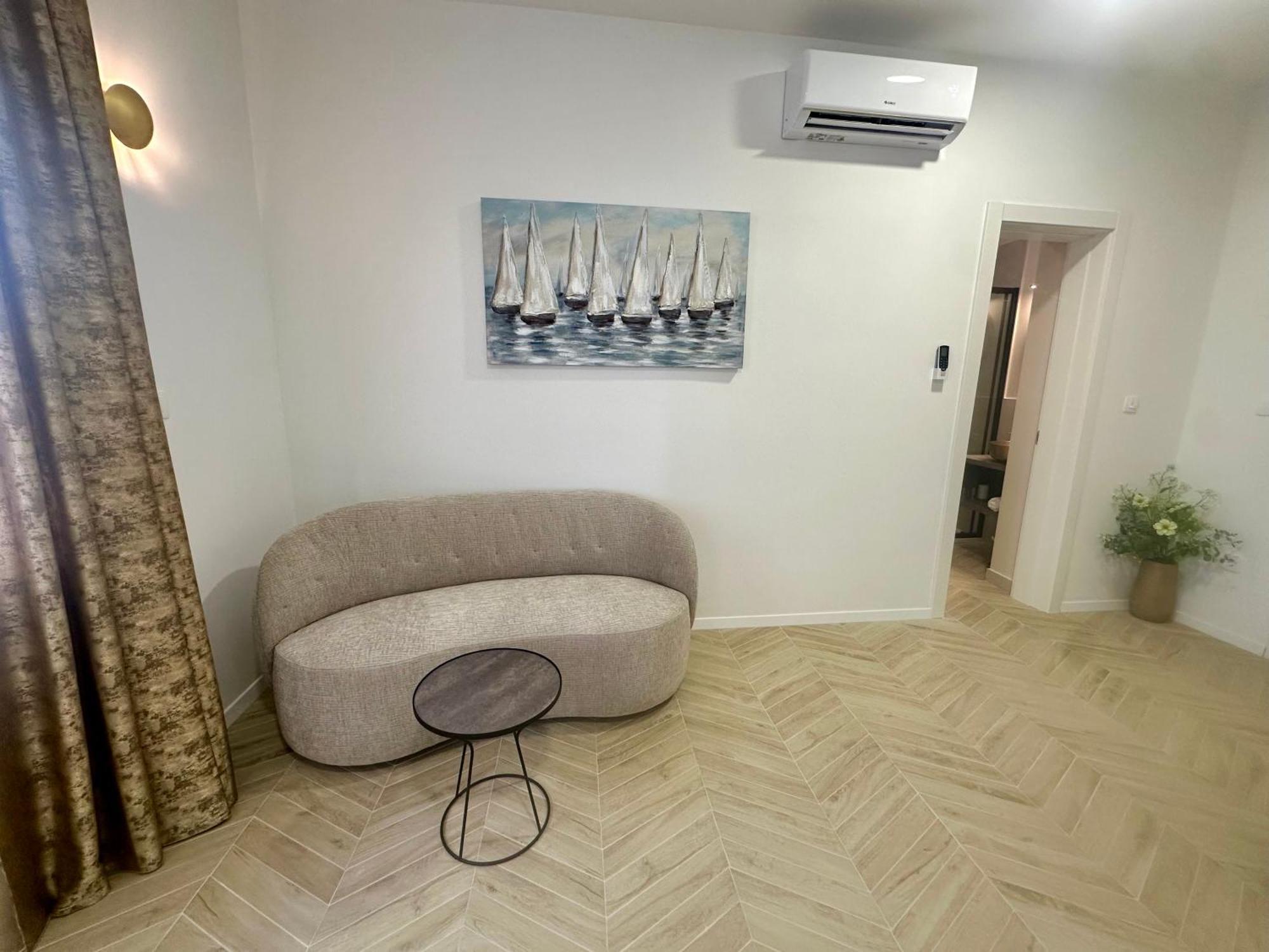 Mariani Luxury Rooms In Center Split Ngoại thất bức ảnh