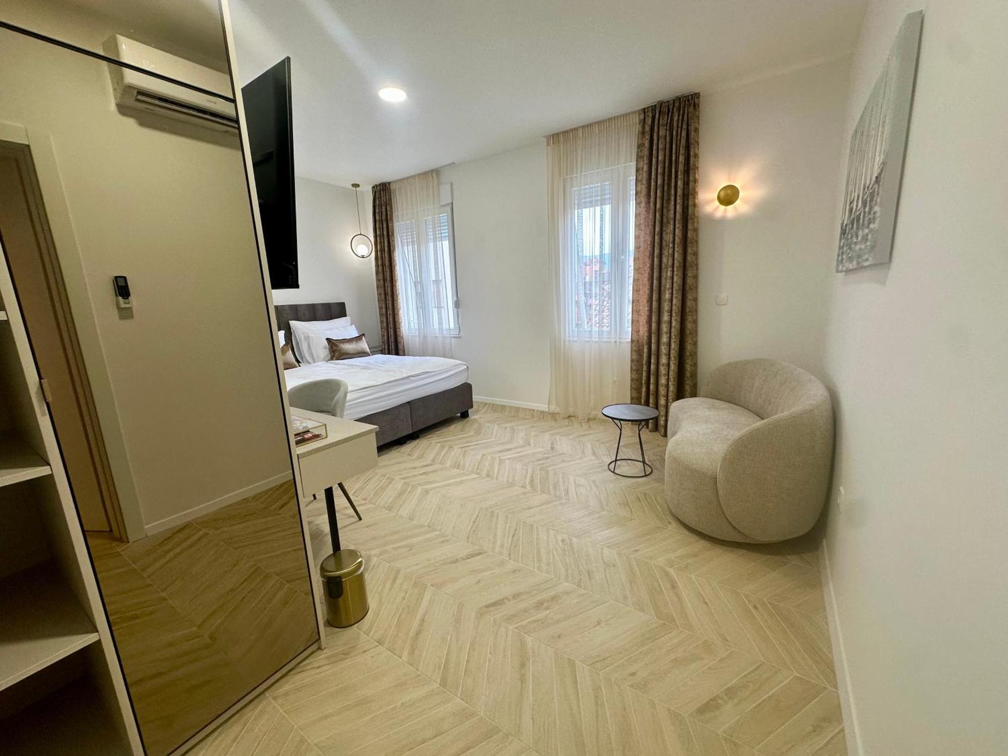 Mariani Luxury Rooms In Center Split Ngoại thất bức ảnh