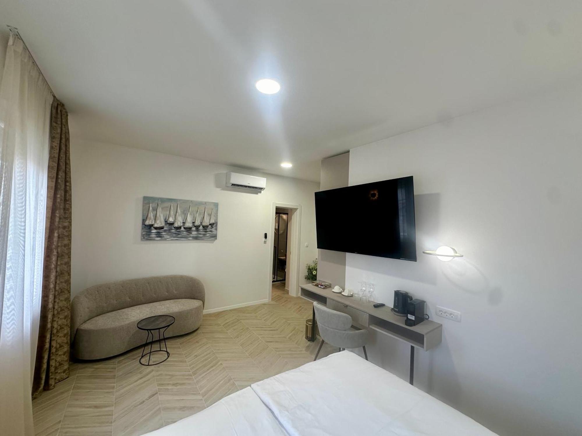 Mariani Luxury Rooms In Center Split Ngoại thất bức ảnh